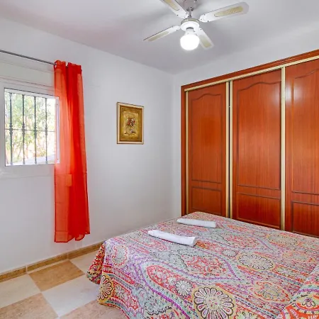 Holiday Tosal - Clp299 Holiday home *